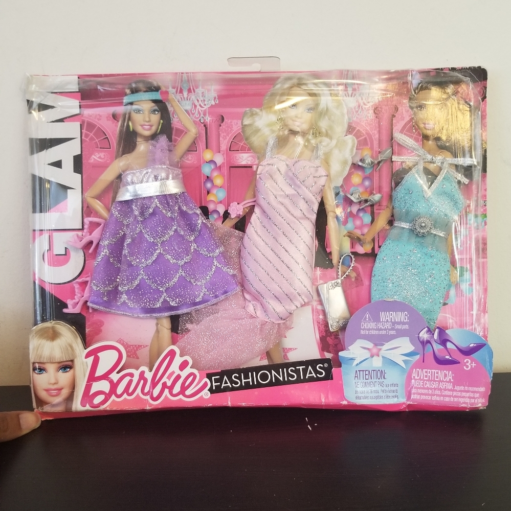 Barbie Fashionistas GLAM Prom Night Formal Fashion Dresses Gowns